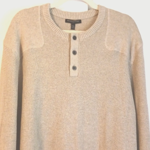 Banana Republic Men's "Taupe/Beige" Crewneck Sweater in Size XXL (NWT) - Picture 2 of 9